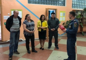 Более 12 000 нарушений пожарной безопасности. Итоги проверок образовательных учреждений в регионах Сибири (фото).