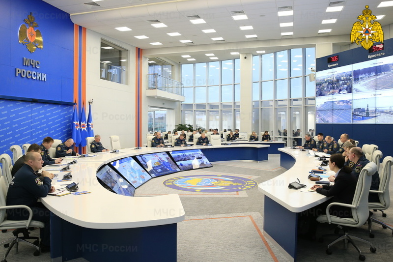 МЧС России обеспечило безопасность Крещенских купаний для 1,5 млн человек